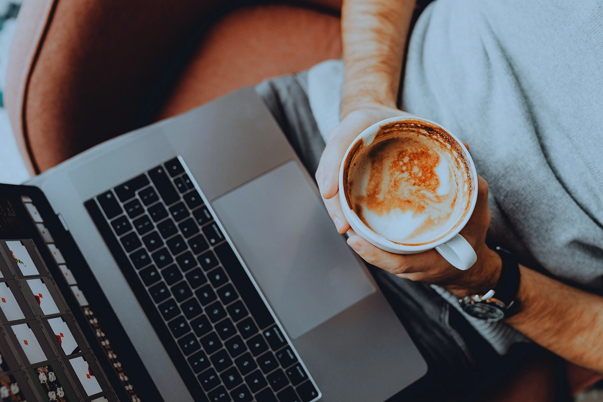 Common productivity mistakes remote workers make while working from home